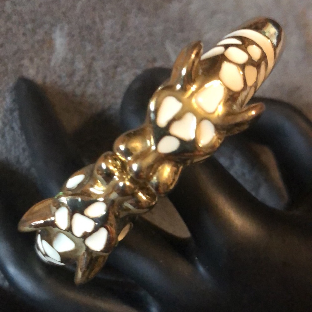 Lilly Pulitzer clamper bracelet - Picture 5 of 7